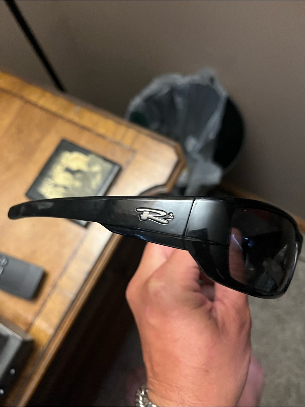 R2 Glossy Black Wrap Sunglasses with Silver Logo